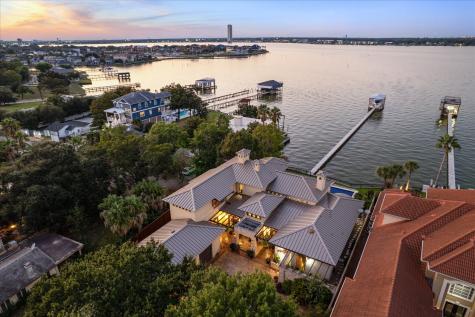 1 Waterford Oaks Lane Kemah TX 77565
