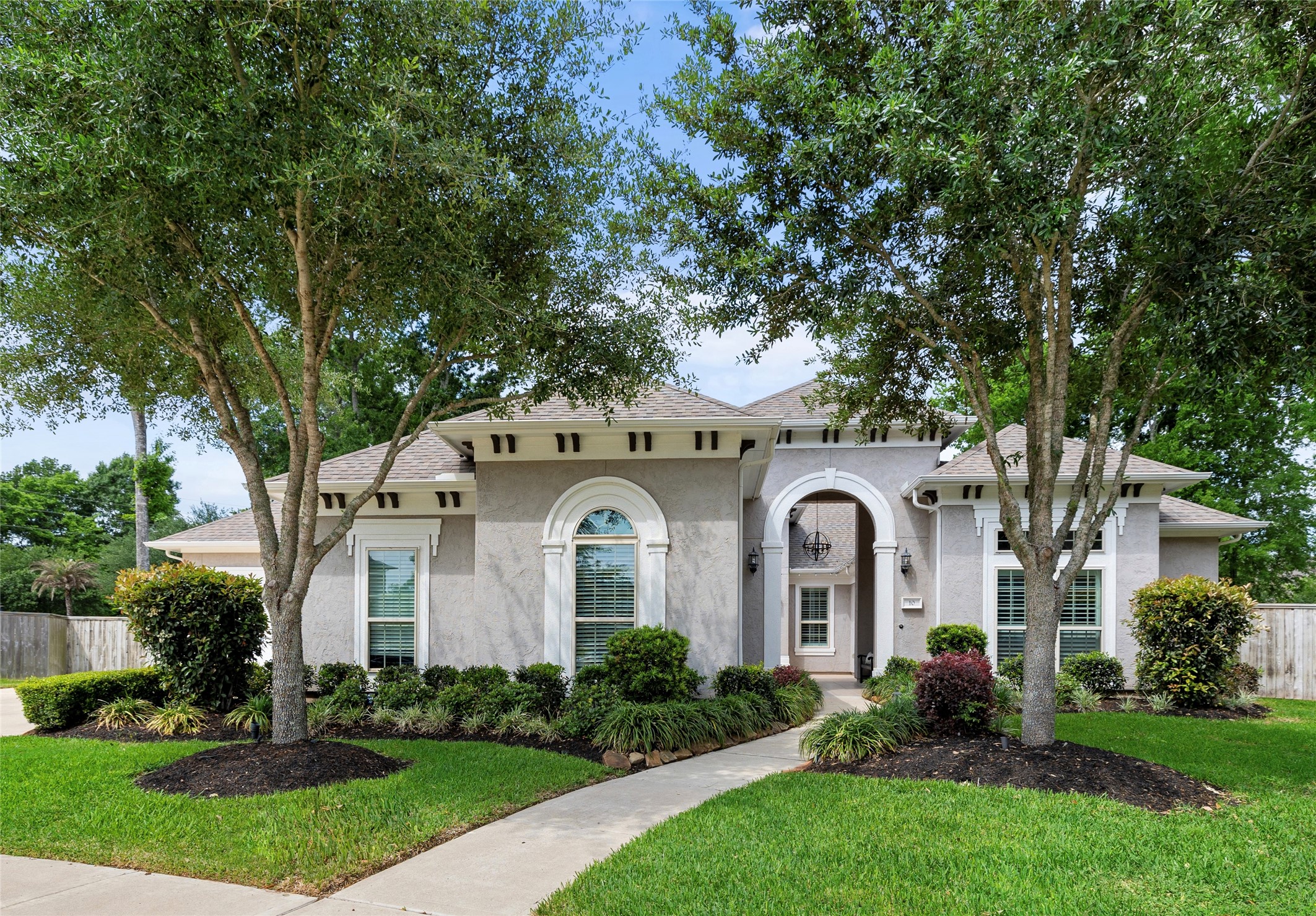 10 Caserta Court Missouri City TX 77459