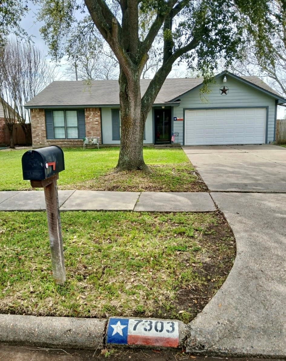 7303 Shoshone Drive Baytown TX 77521