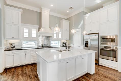 2103 Bidwell Drive Houston TX 77018