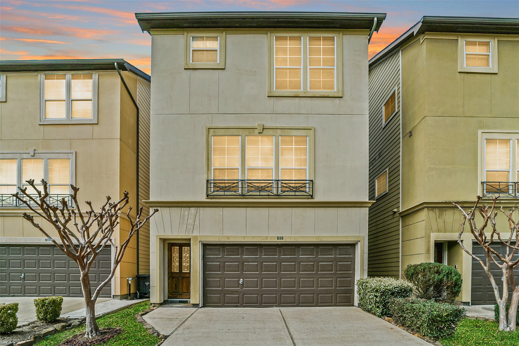 886 Fisher Street Houston TX 77018