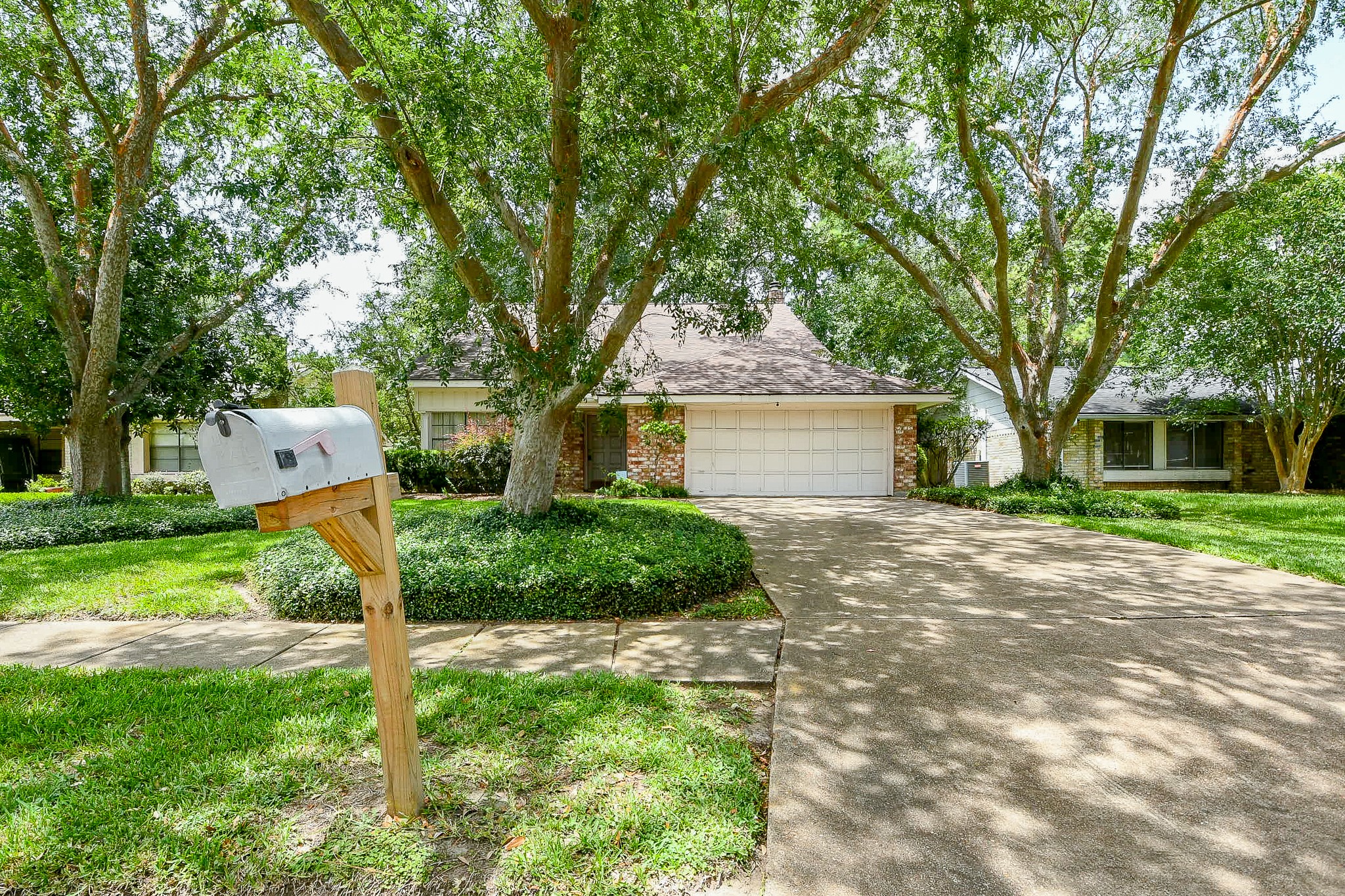15242 Ensenada Drive Houston TX 77083