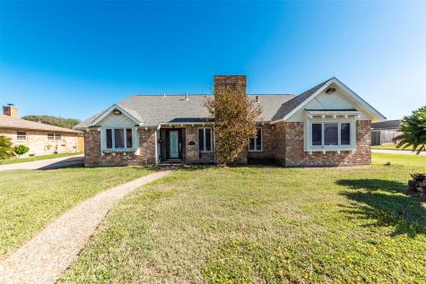 48 W Dansby Drive Galveston TX 77551