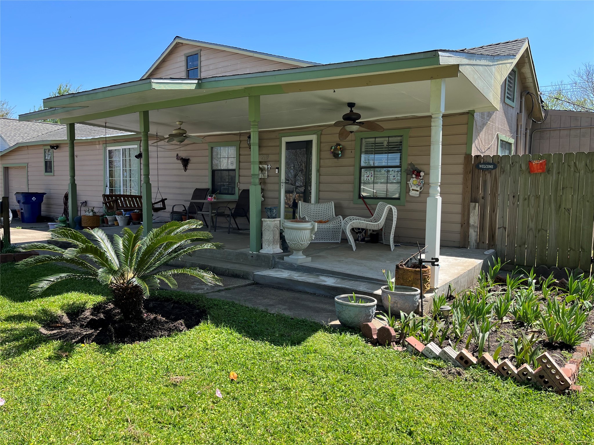 2119 6th Avenue N Texas City TX 77590
