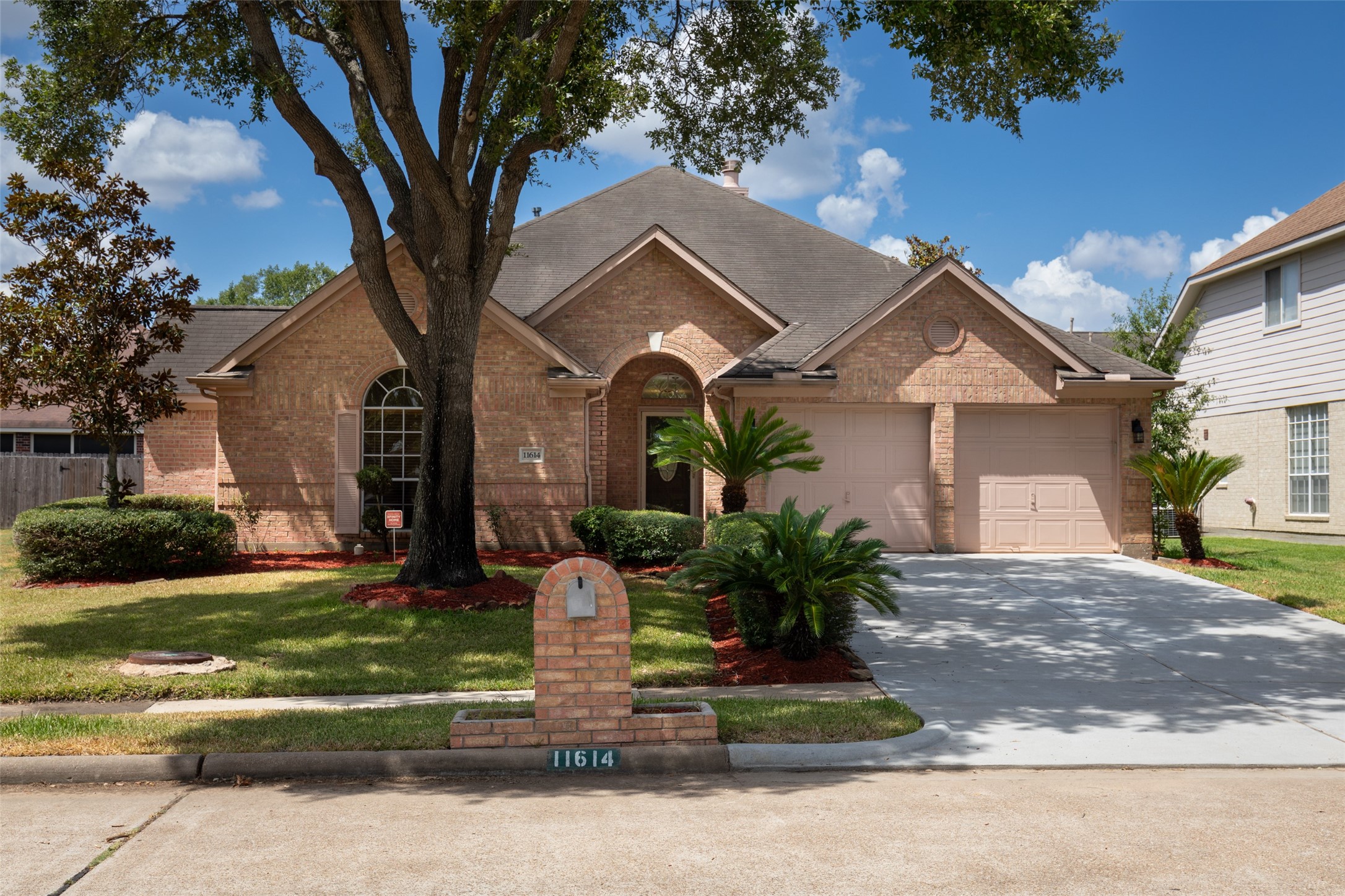 11614 Glen Lake Drive Sugar Land TX 77498