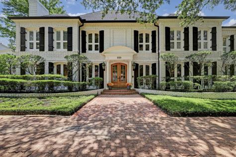2131 Mount Forest Drive Kingwood TX 77345