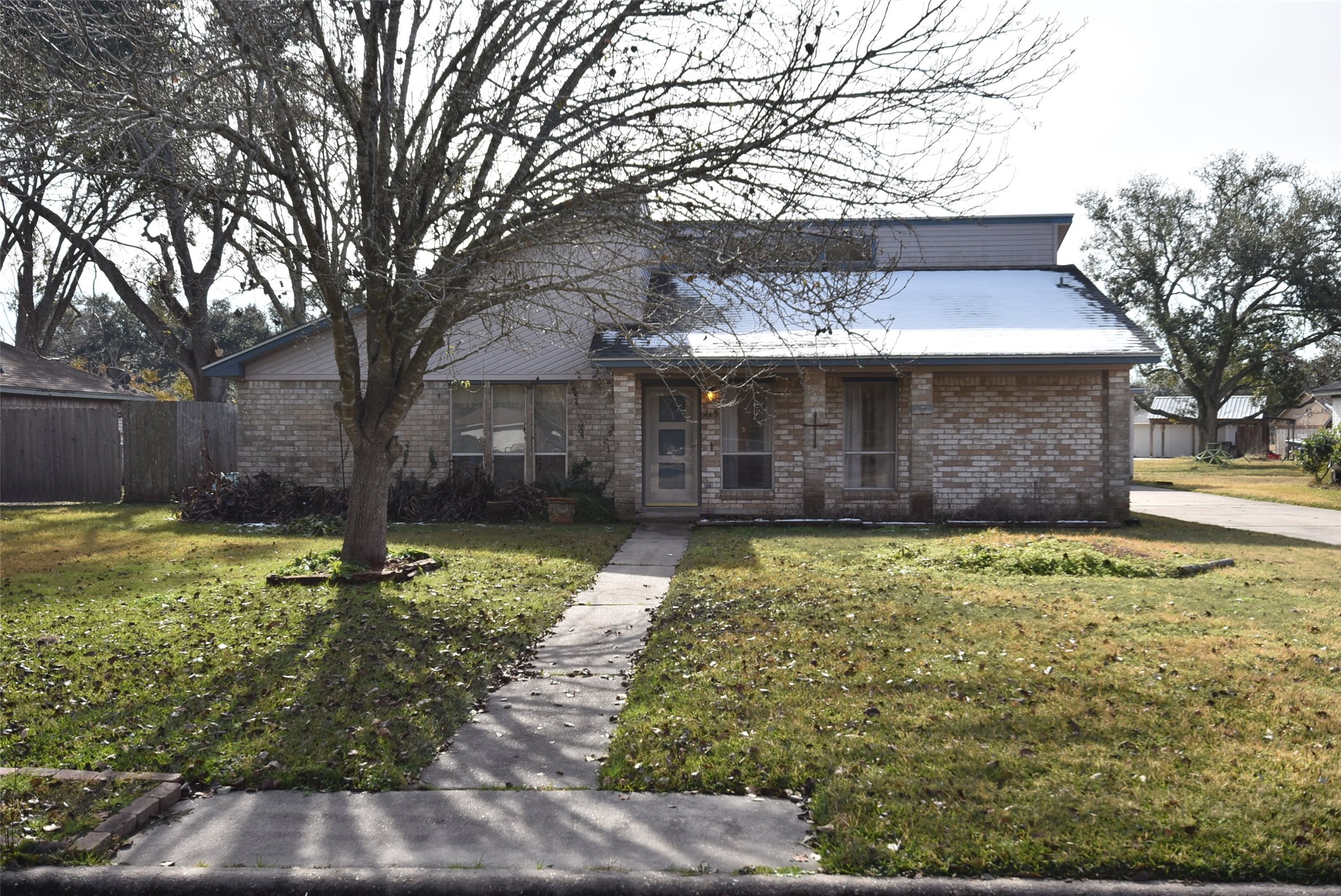 215 W Larkspur Drive Alvin TX 77511