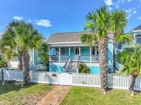 1220 Avenue M 1/2 Galveston TX 77550