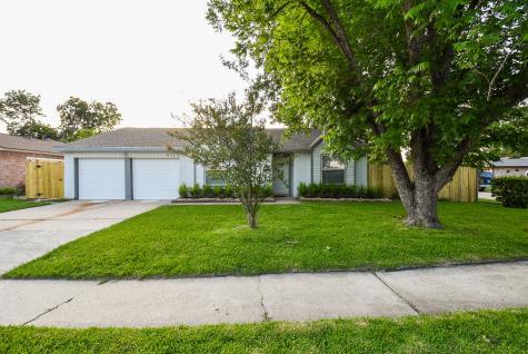 9323 Golden Wood Lane Houston TX 77086