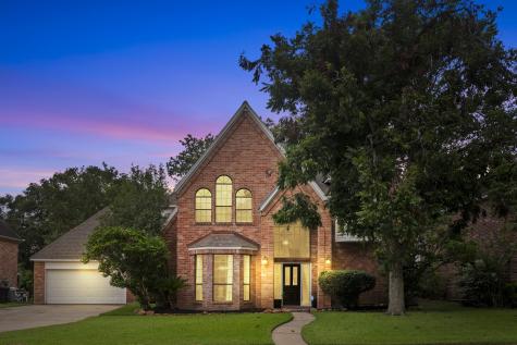 2211 Woodland Drive Richmond TX 77406