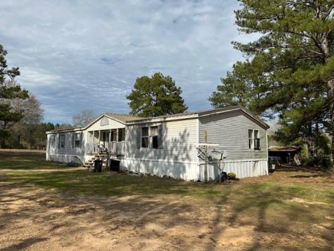 800 Shenandoah Lane Livingston TX 77351