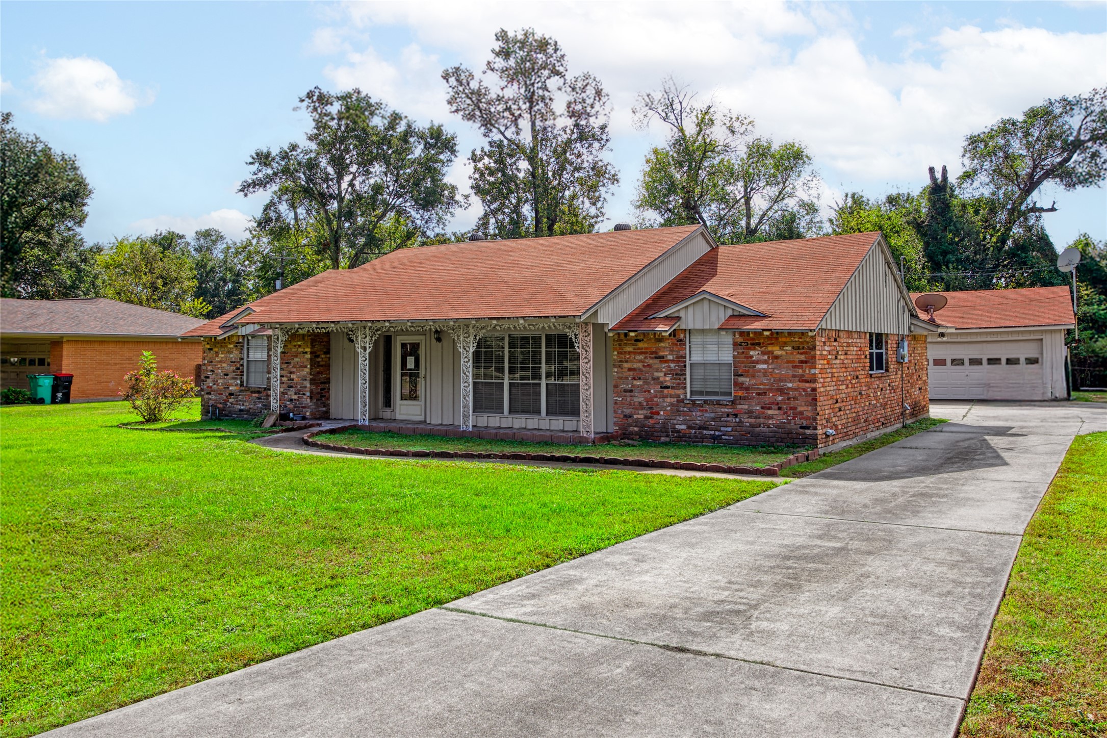 408 Rolling Wood Road Baytown TX 77520