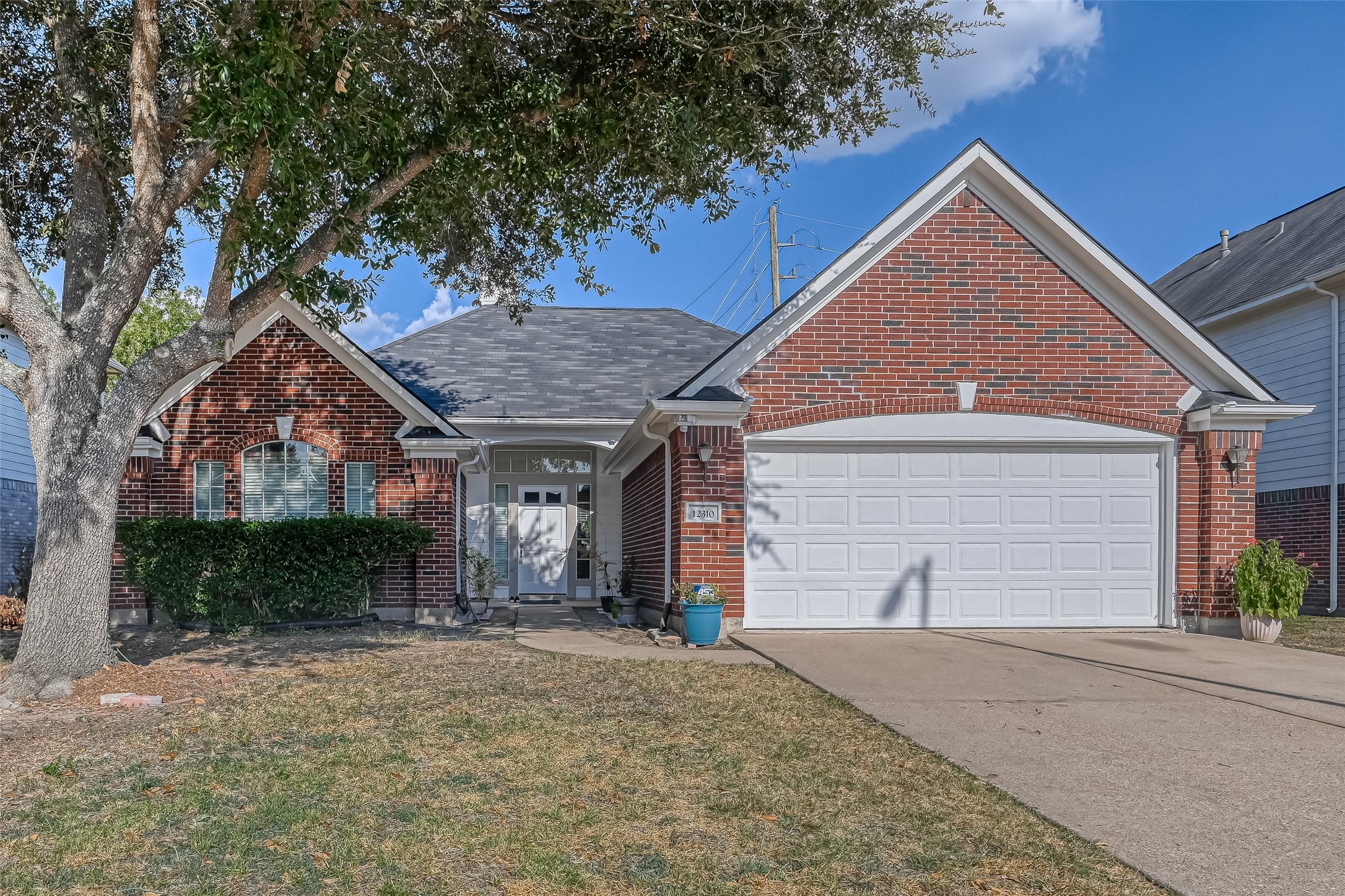 12310 Wright Oaks Drive Houston TX 77014