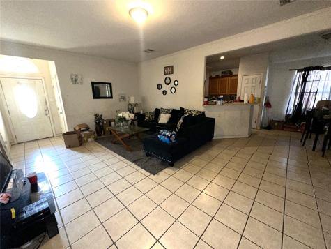 6637 New York Street Houston TX 77021