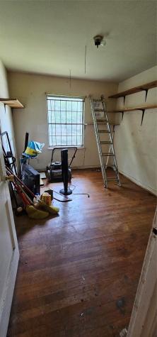 5703 Belneath Street Houston TX 77033