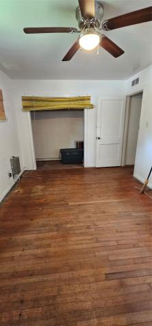 5703 Belneath Street Houston TX 77033