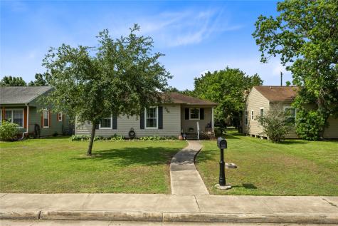1619 W 7th Street Freeport TX 77541