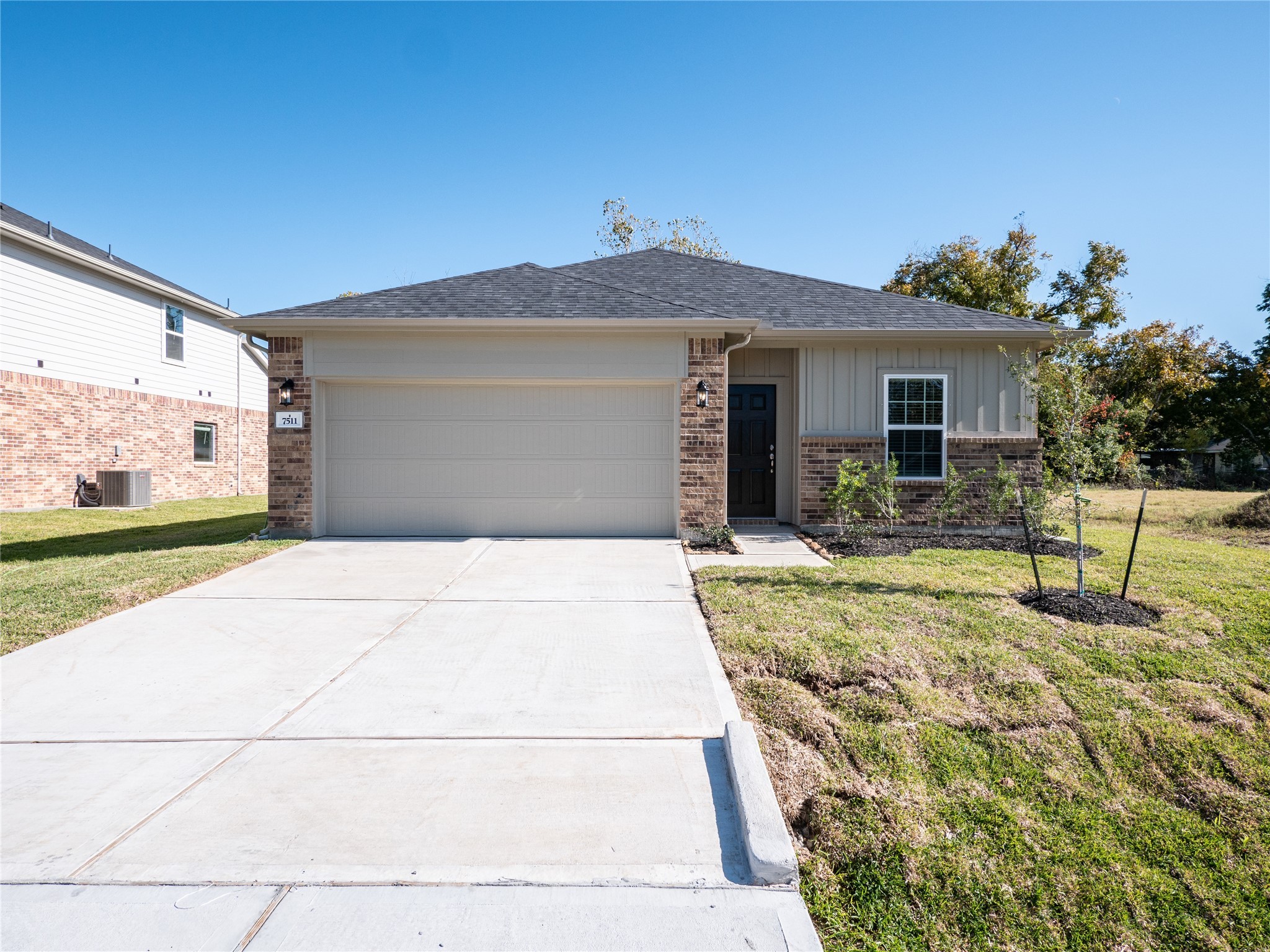 7511 Parkview Drive Hitchcock TX 77563