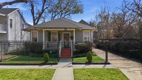 818 Woodland Street Houston TX 77009