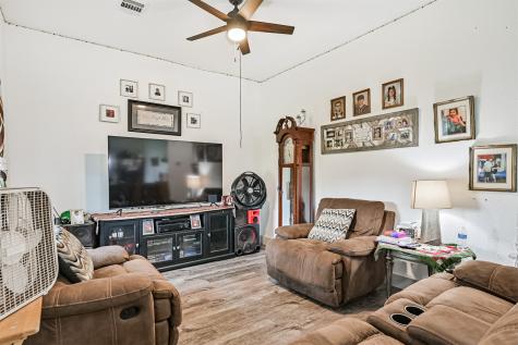 1400 South Broadway La Porte TX 77571