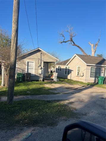 7425 Avenue H Houston TX 77011