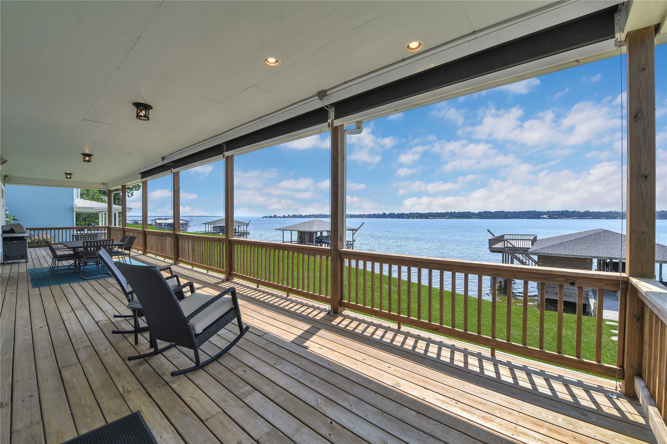300 Peninsula Drive Livingston TX 77351