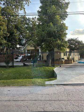 6505 Frisco Street Houston TX 77022