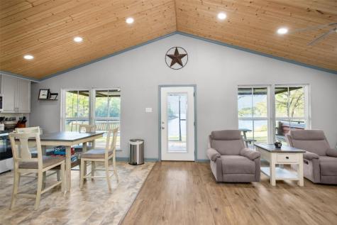 600 Pine Island Cove Road Grapeland TX 75844