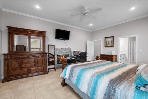 7014 Terrasso Drive Hitchcock TX 77563