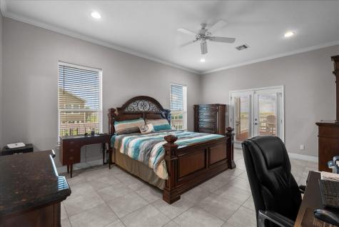 7014 Terrasso Drive Hitchcock TX 77563