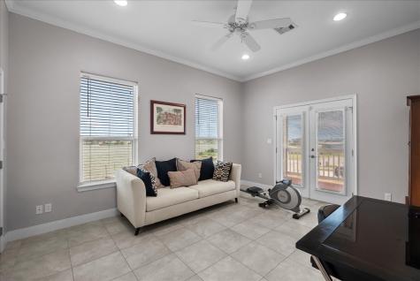 7014 Terrasso Drive Hitchcock TX 77563