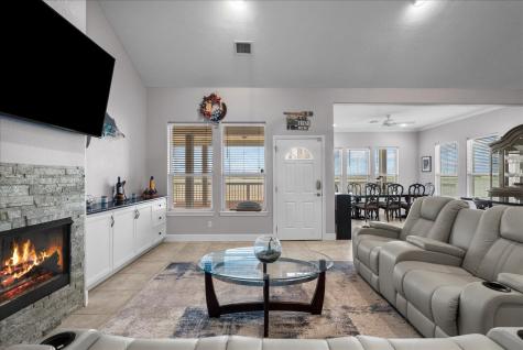7014 Terrasso Drive Hitchcock TX 77563