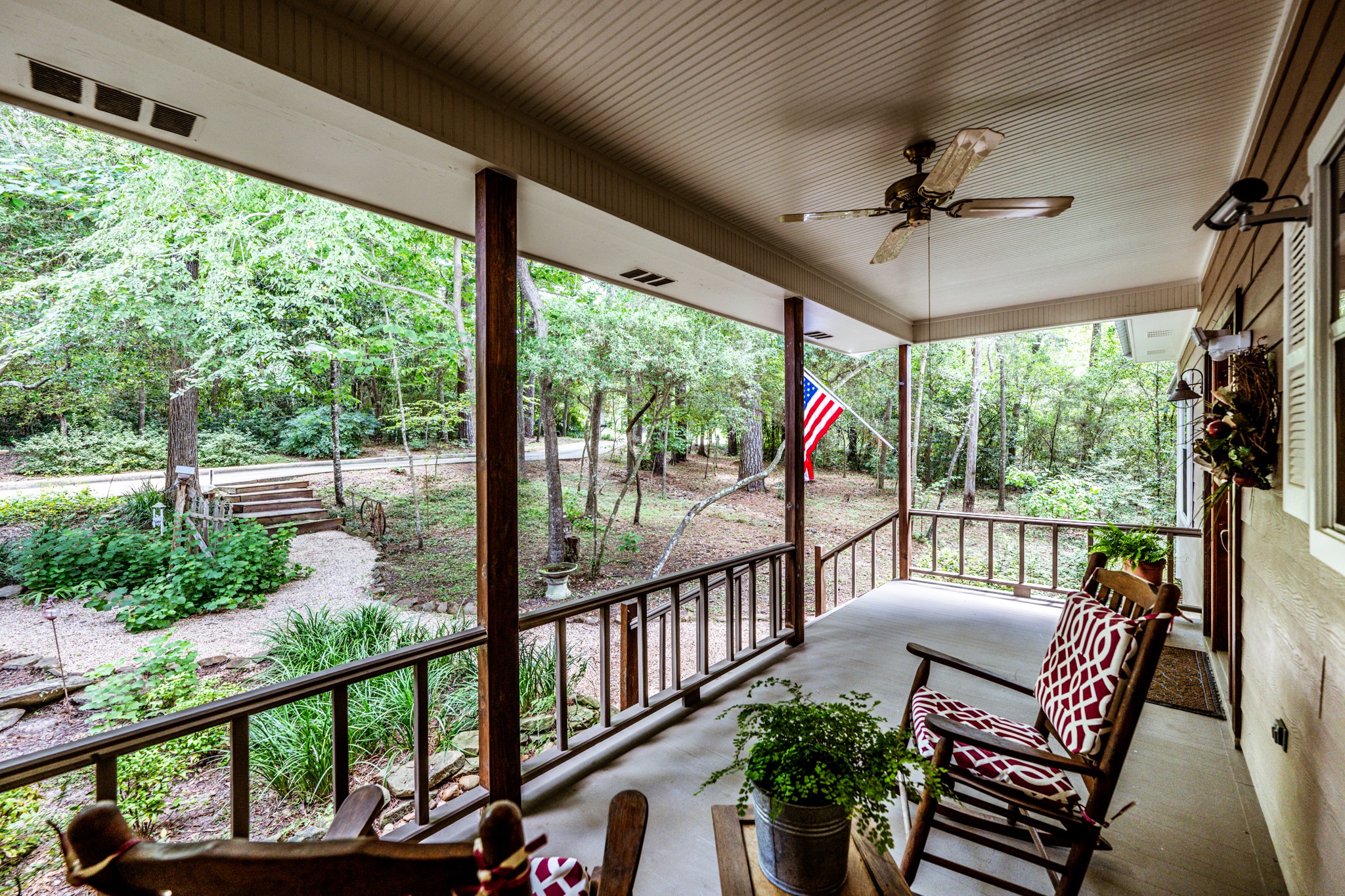1928 17th Street Huntsville TX 77340