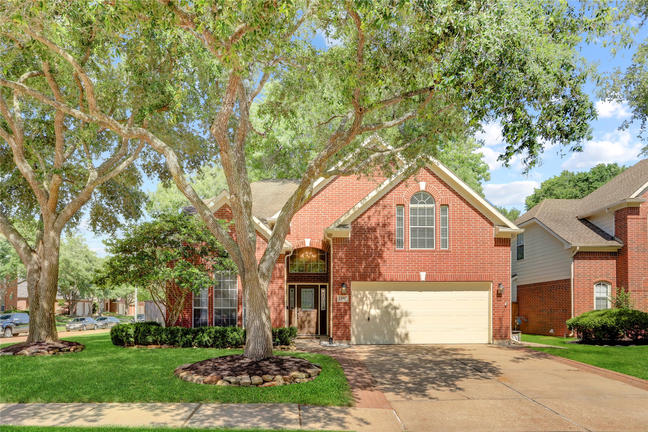 1207 Moss Dale Drive Sugar Land TX 77479
