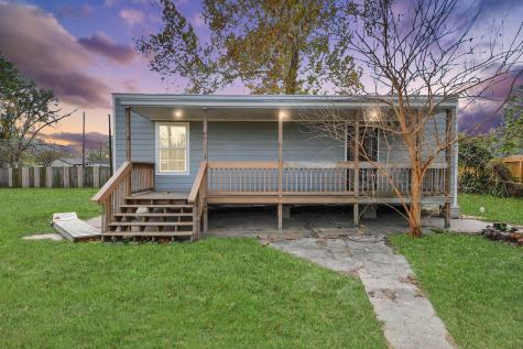 9325 Grady Street Houston TX 77016