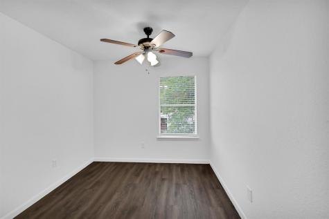 4614 Phlox Street Houston TX 77051