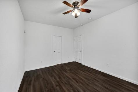 4614 Phlox Street Houston TX 77051