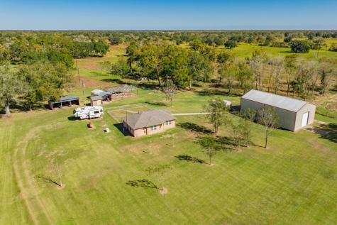 1005 County Road 164 Bay City TX 77414
