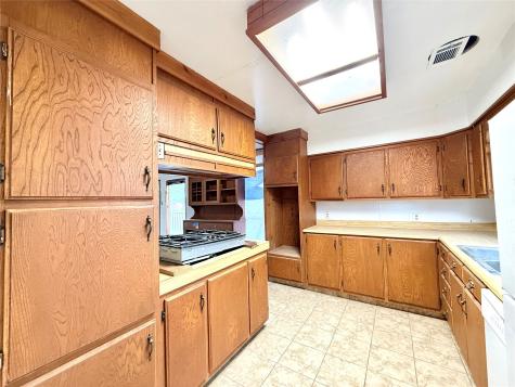 2806 Pearl Street Liverpool TX 77577