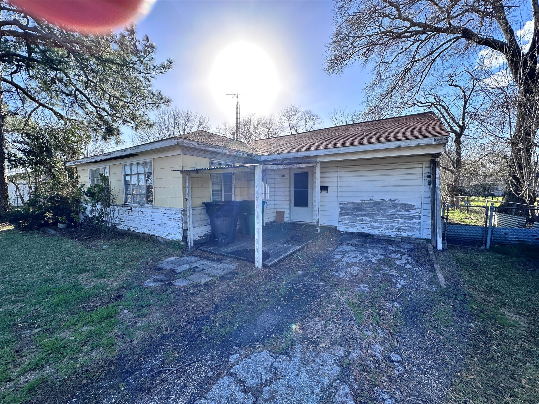 8818 Tewantin Drive Houston TX 77061