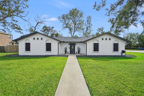 423 Magnolia Lane Richwood TX 77531