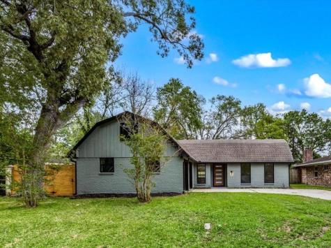408 Shirleen Drive Seabrook TX 77586