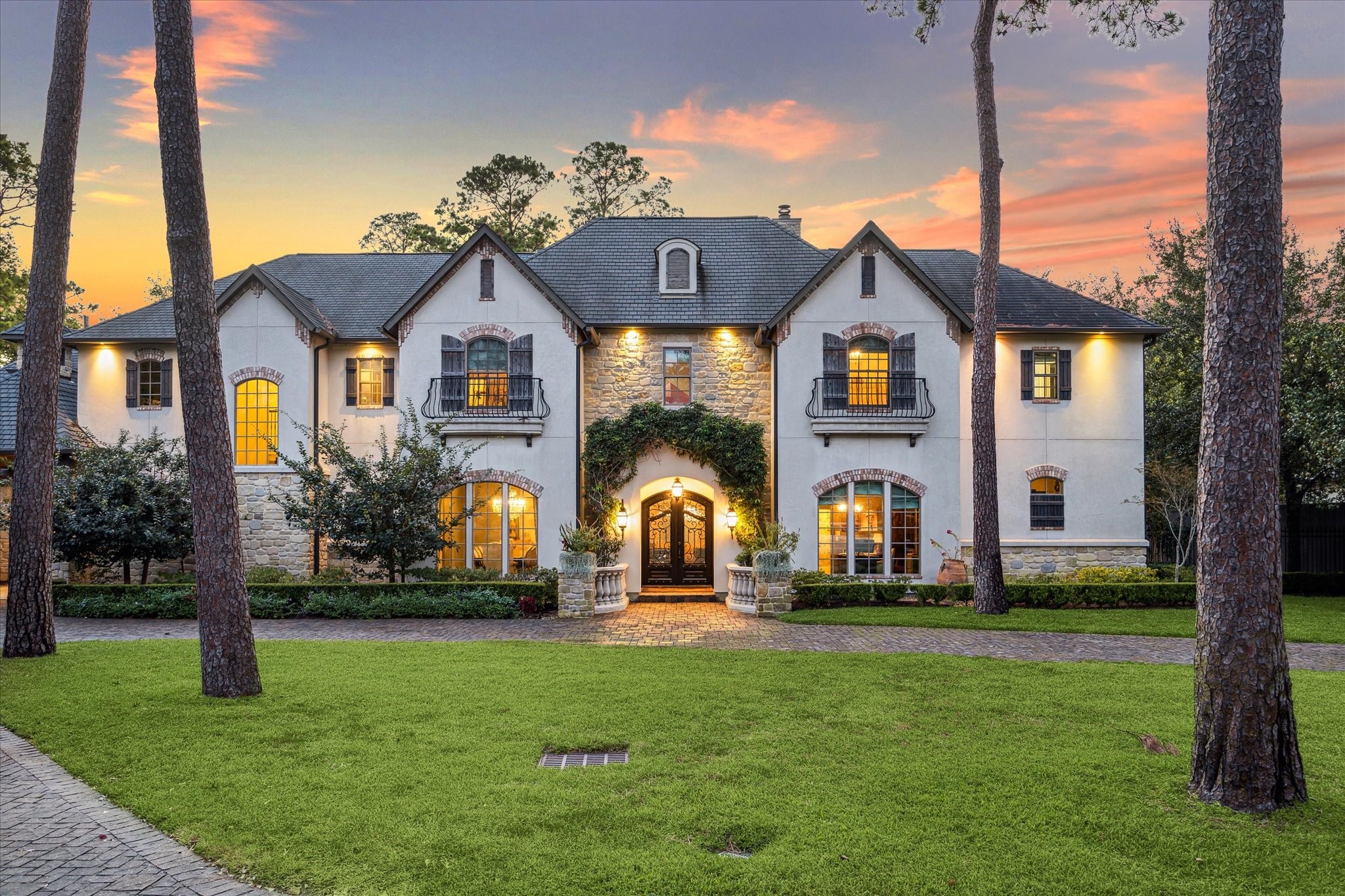 21 Carolane Trail Houston TX 77024