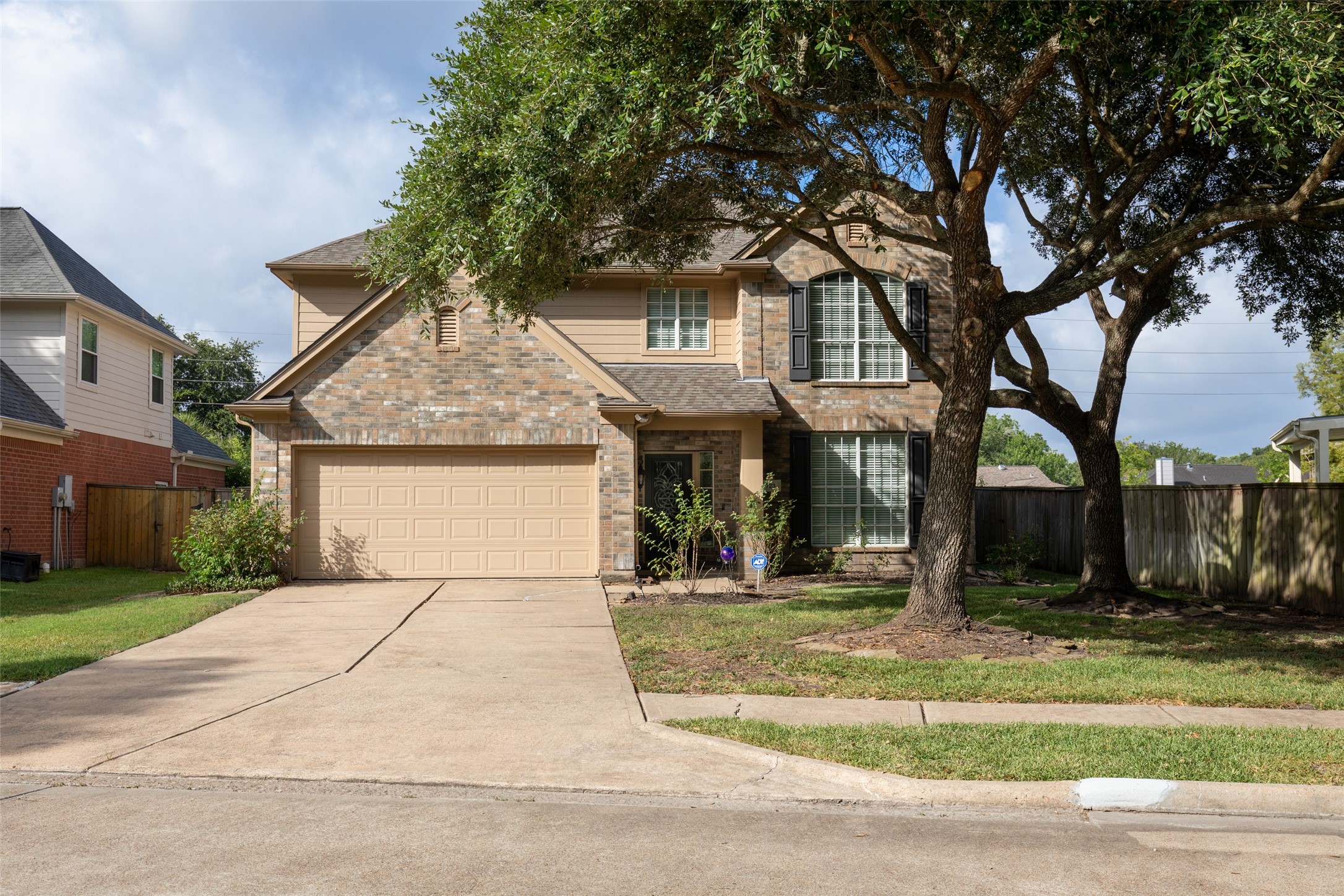 723 Deer Hollow Drive Sugar Land TX 77479