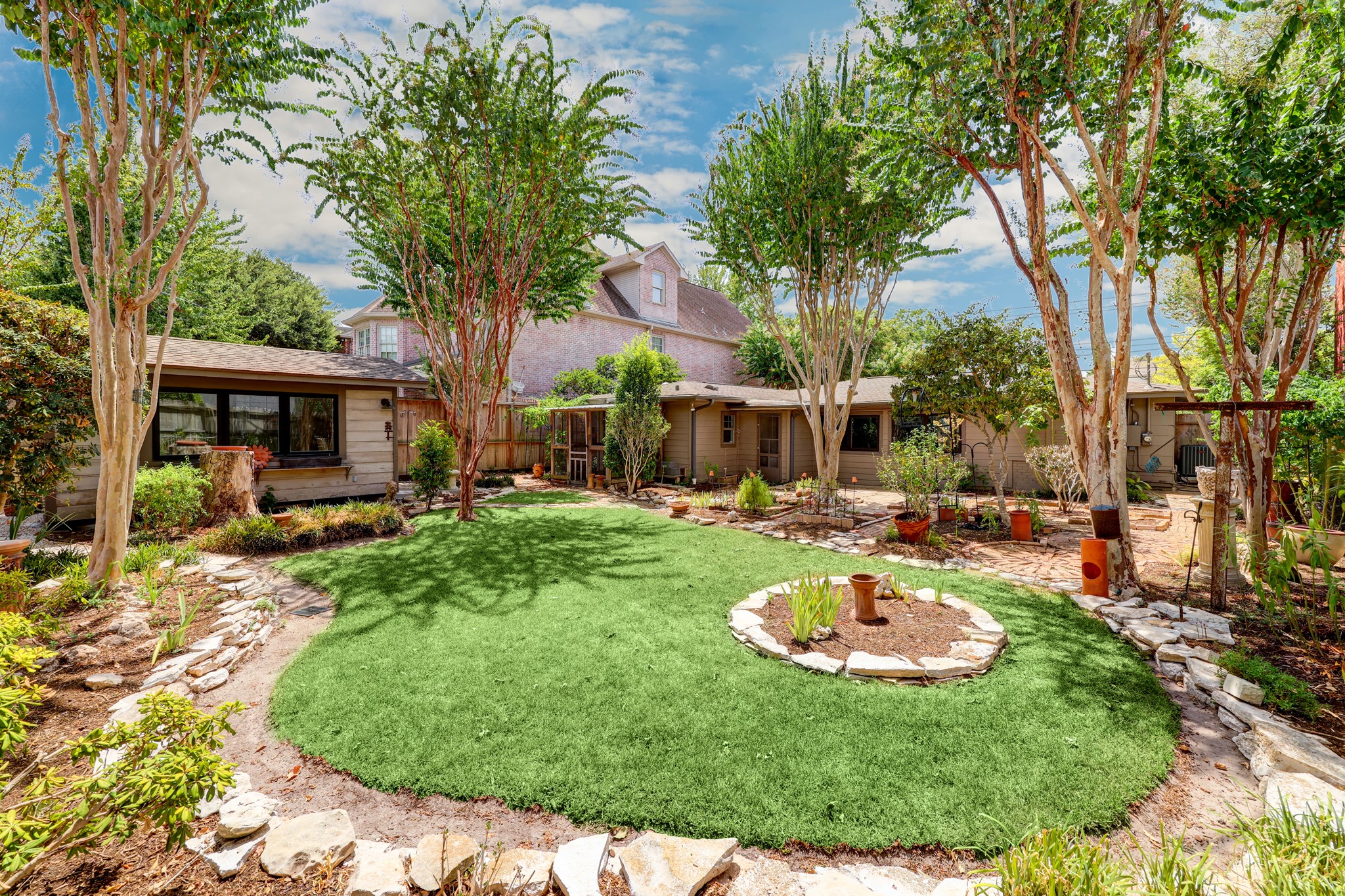 7311 Avenue B Bellaire TX 77401