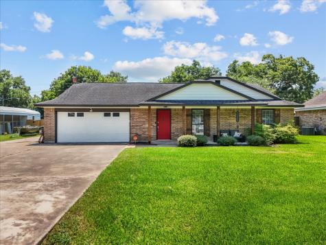 113 Red Oak Street Brazoria TX 77422