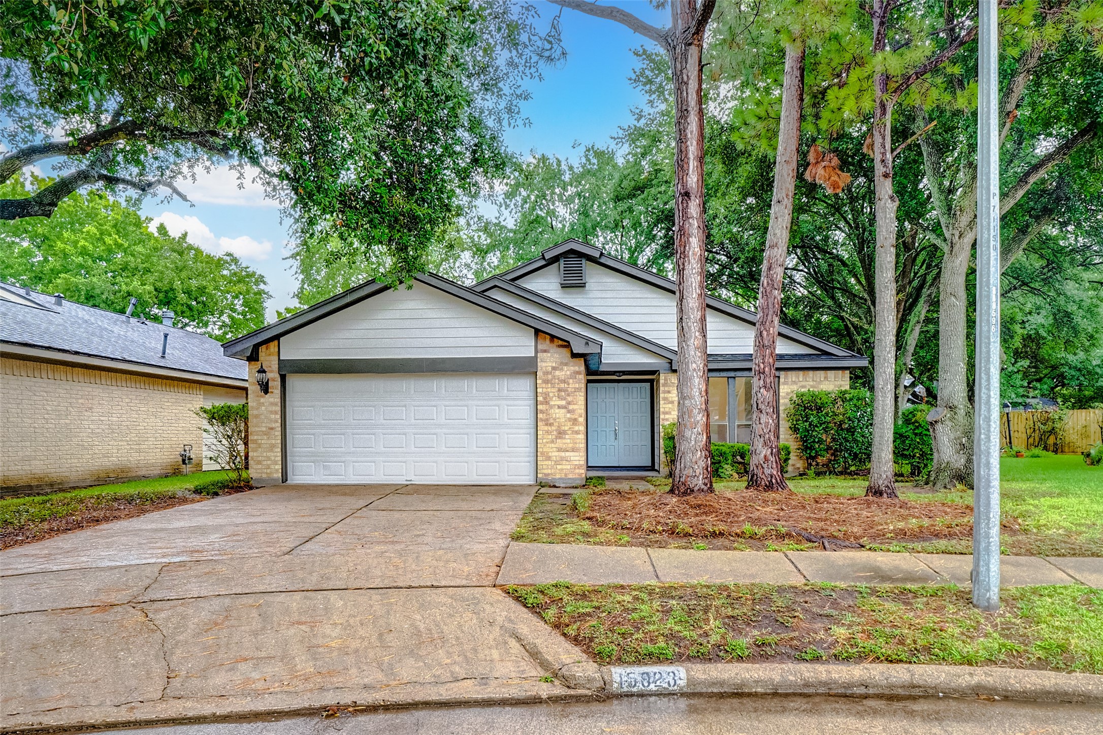 15923 Vista Del Mar Drive Houston TX 77083