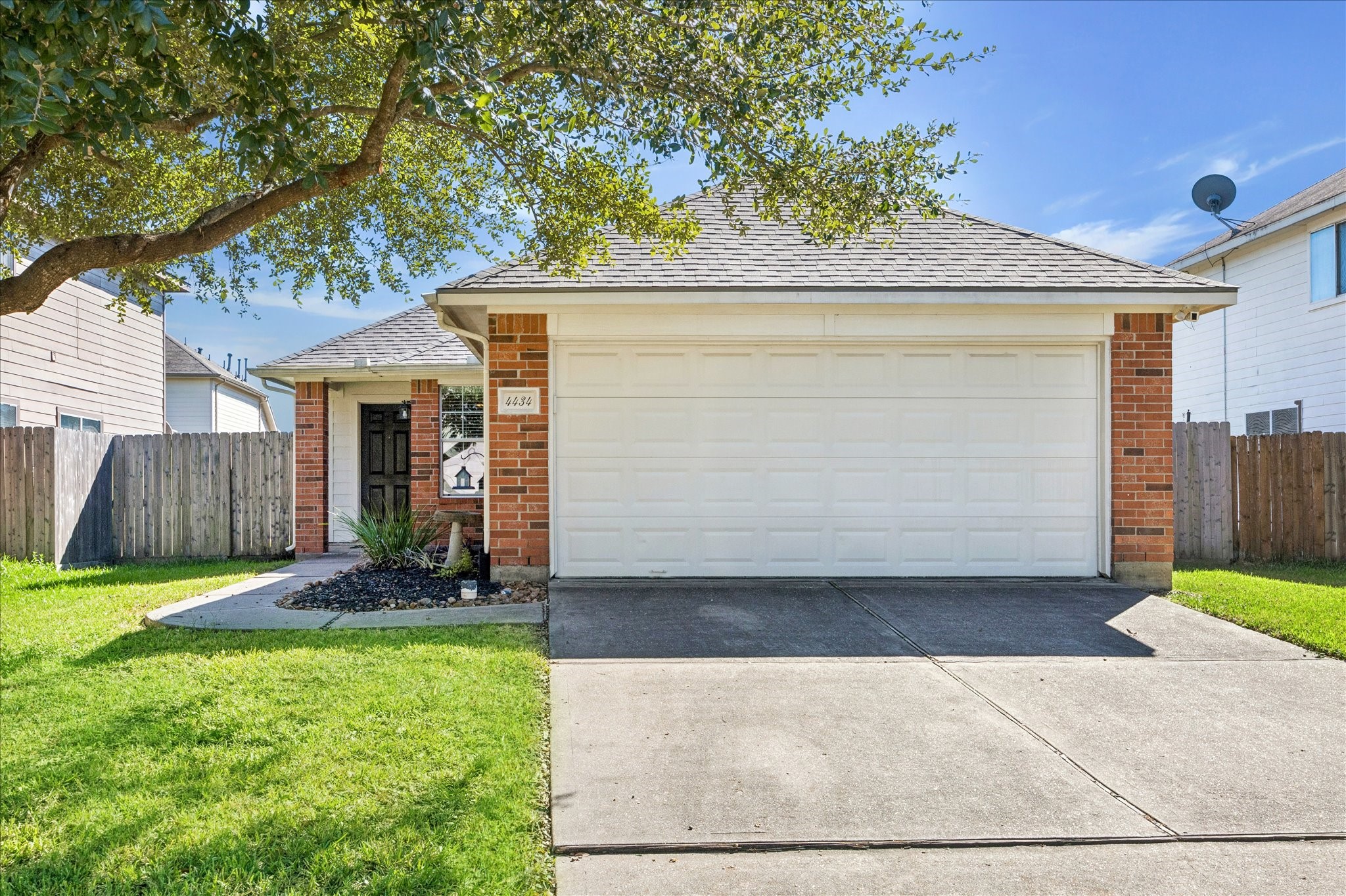 4434 Plumeria Avenue Baytown TX 77521