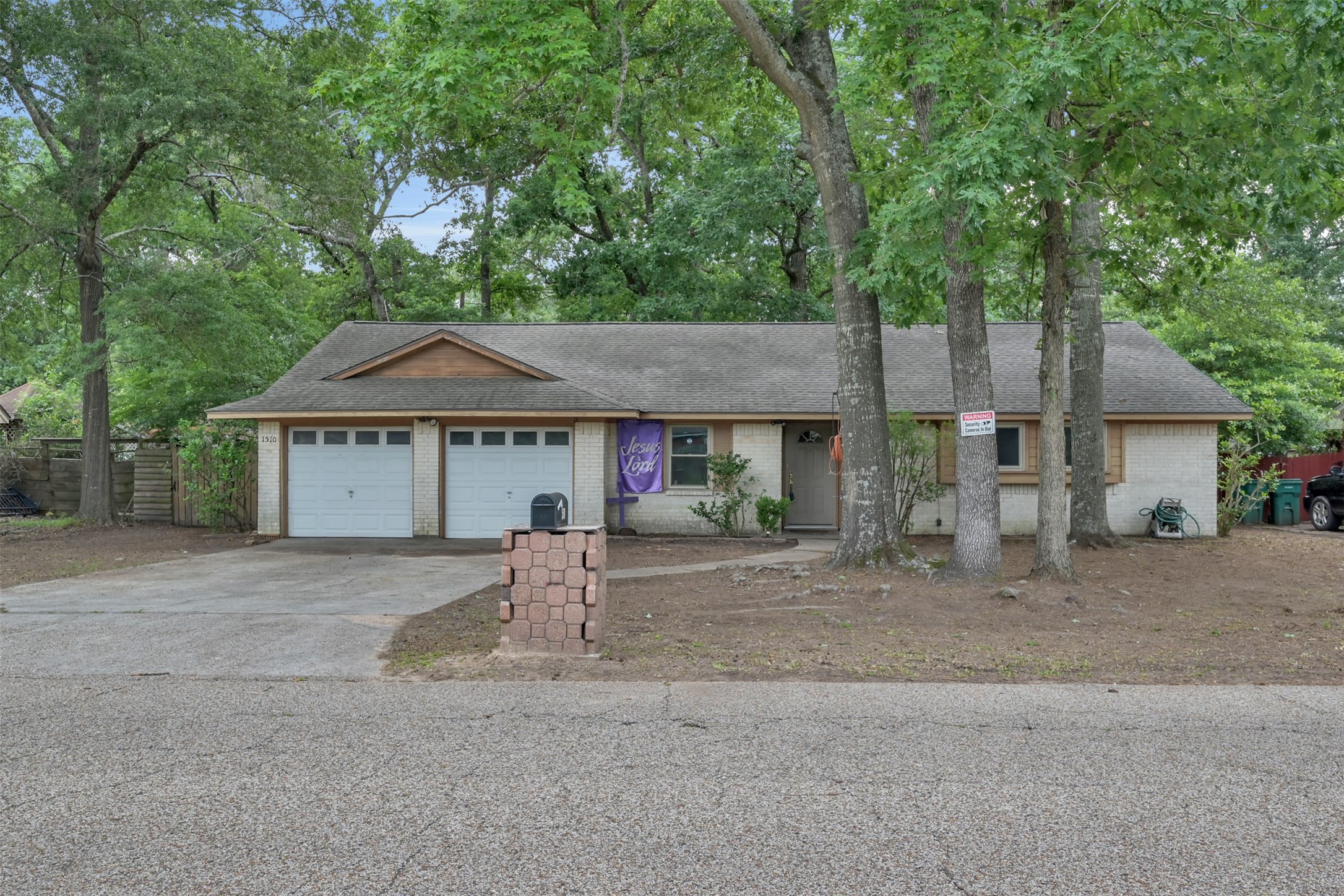 1510 S 1st Street Conroe TX 77301