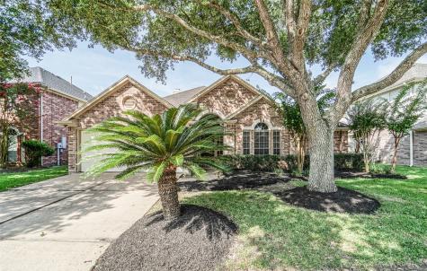 1122 Sunset Lakes Drive Pearland TX 77581